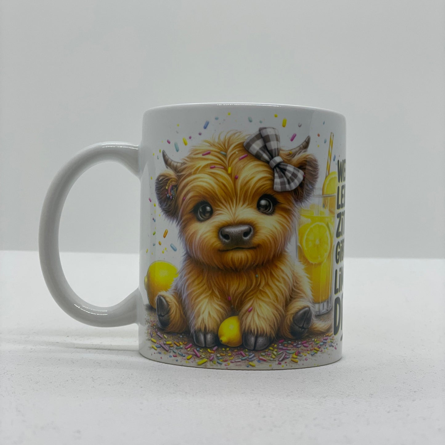 Tasse mit Druck "Highland Cow - Zitronen"